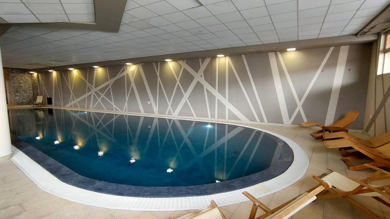 Savoia Resort Bardonecchia Exterior foto